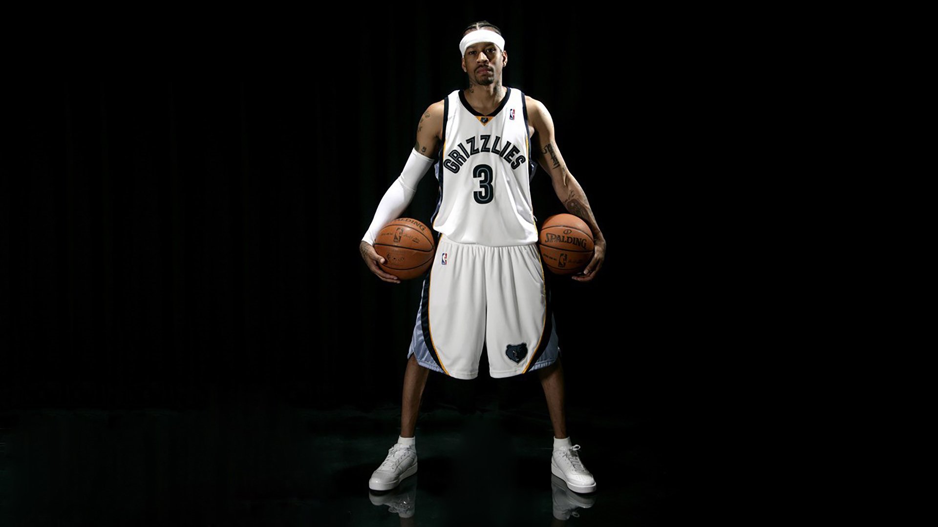 九游游戏在线玩-詹姆斯带领球队完成逆转锁定季后赛，詹姆斯转了多少次队  第2张